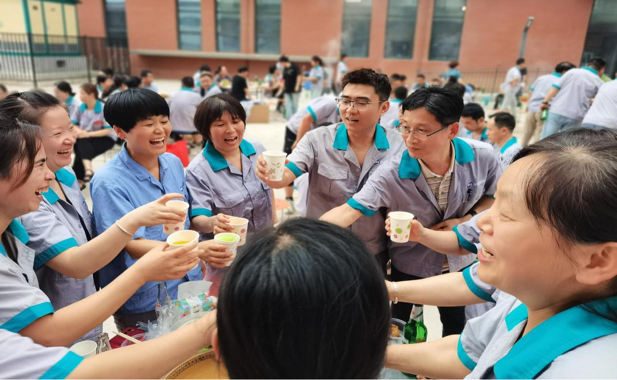 新厂新貌新气象 共赴发展新篇章 瑞丰科技集团陕西烟印公司完成鄠邑新厂区搬迁工作 新厂新貌新气象 共赴发展新篇章 瑞丰科技集团陕西烟印公司完成鄠邑新厂区搬迁工作
